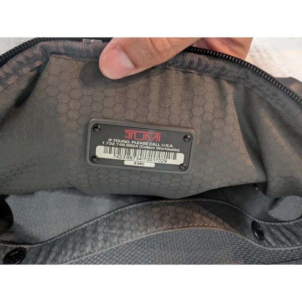 Tumi T-Tech Olive Green trifold carry on Garment Bag luggage‎ Ballistic Nylon. 0